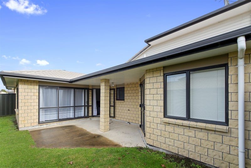 31/64 Kawaha Point Road, Kawaha Point, Rotorua - Carousel 2