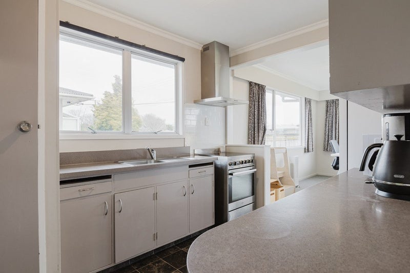 53 Maxwells Line, Awapuni, Palmerston North - Carousel 2