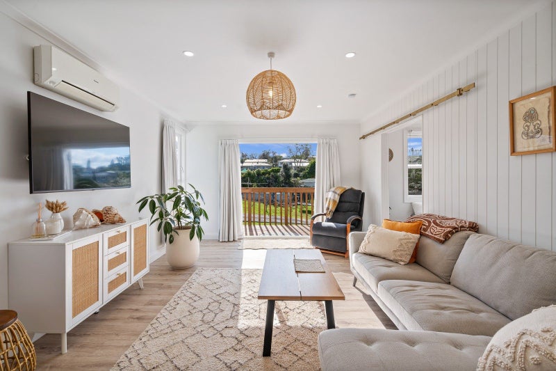 14 Adams Place, Kamo, Whangarei - Carousel 2