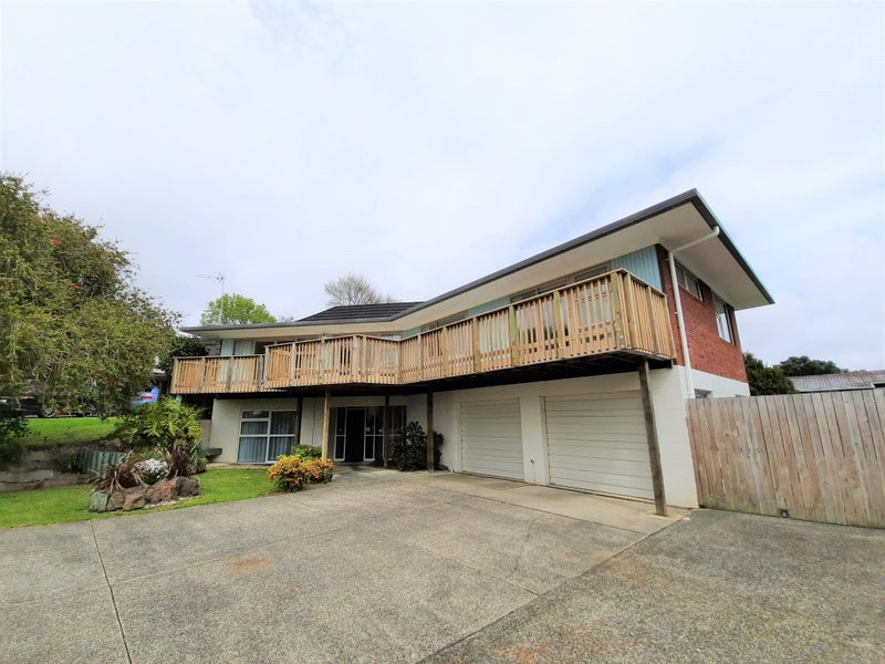 7 Leewood Place, Pakuranga Heights, Auckland - Carousel 1