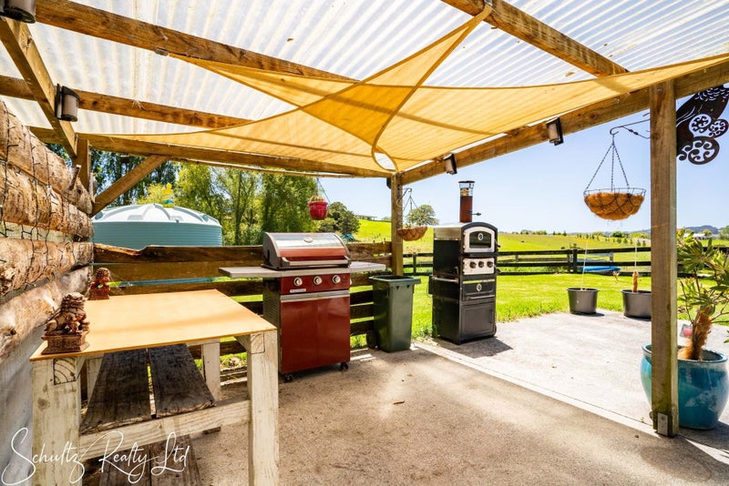 35 Minnie Casey Rise, Matakohe - Carousel 2