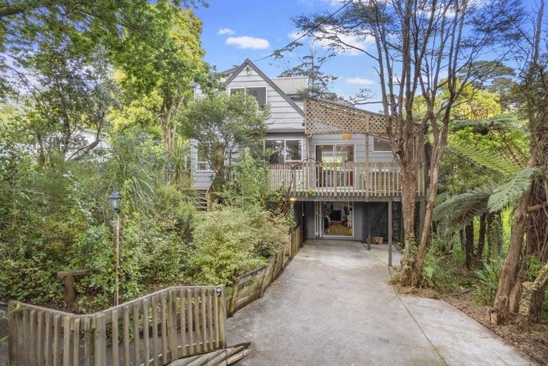 639 Huia Road, Parau, Auckland - Carousel 1