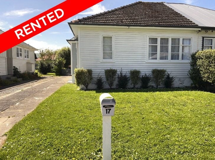 17 Hall Crescent, Epuni, Lower Hutt - Carousel 1