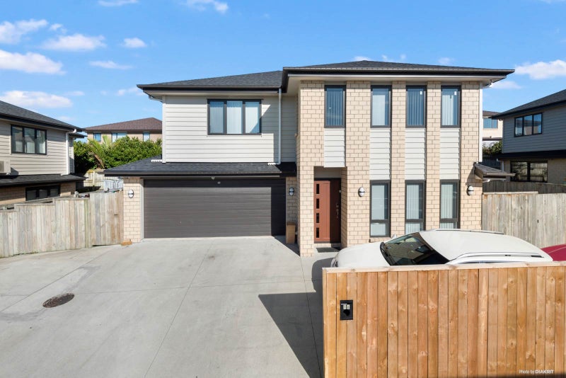 16 Nandi Lane, Ranui, Auckland - Carousel 1
