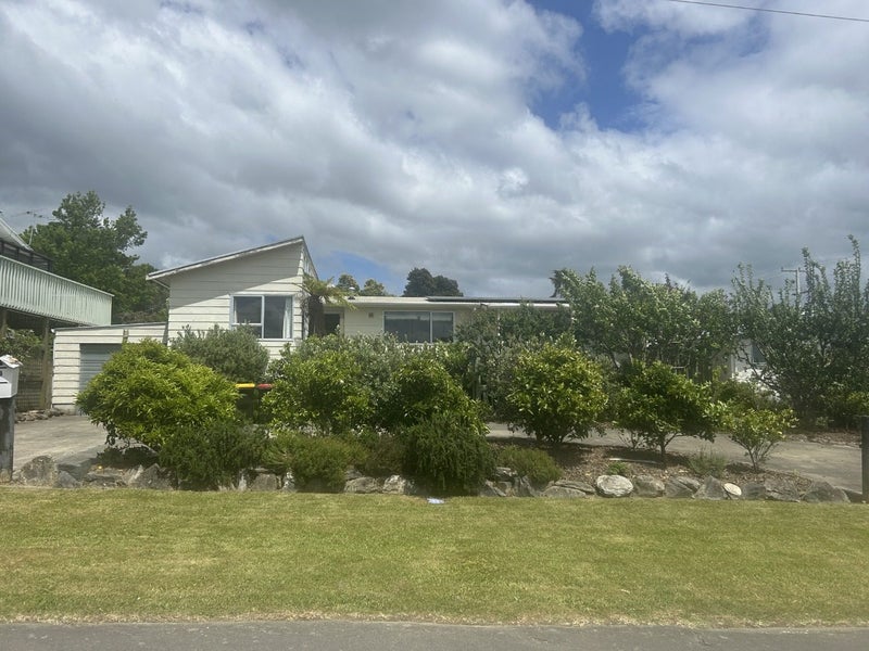3 Turners Road, Waikawa, Picton - Carousel 1