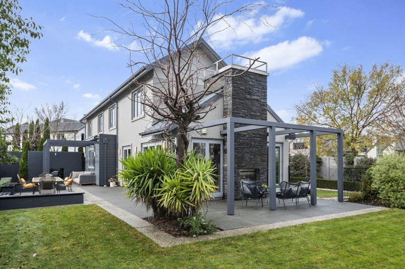 1 West Green, Parklands, Christchurch - Carousel 1