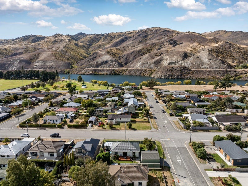 15 BLYTH ST, Cromwell, Cromwell - Carousel 1