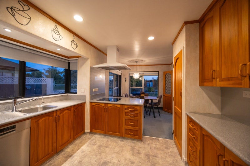 22 Havelock Avenue, Westbrook, Palmerston North - Carousel 2