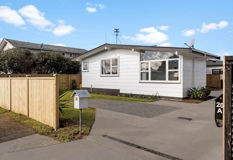 20 Waterton Place, Avondale, Auckland - Carousel 2