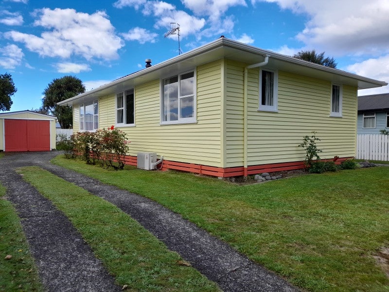47 Hinerangi Street, Turangi - Carousel 1