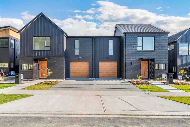 12 Don Money Street, Wallaceville, Upper Hutt - Carousel 1