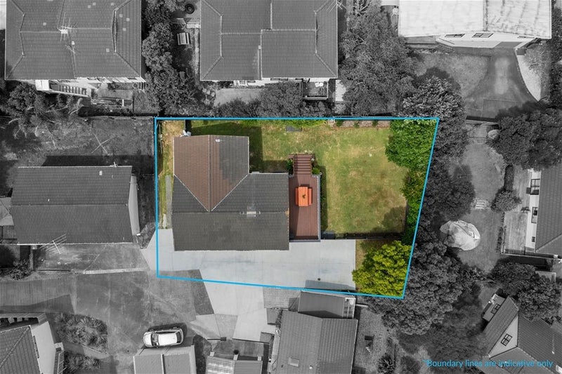 2/61A TARGET RD, Totara Vale, Auckland - Carousel 21