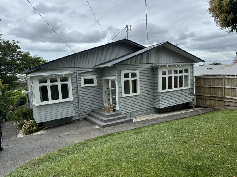 96 Ladies Mile, Remuera, Auckland - Carousel 1