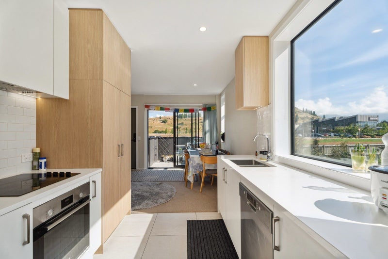 1 Tewa Street, Frankton, Queenstown - Carousel 2