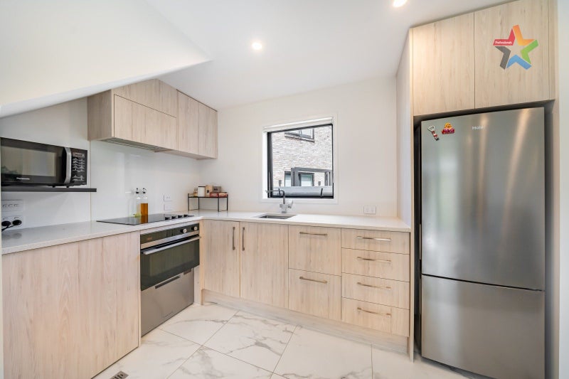 6/123 Cambridge Terrace, Fairfield, Lower Hutt - Carousel 2
