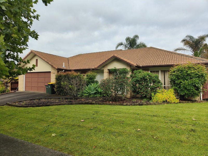 27 Dairyland Drive, East Tamaki Heights, Auckland - Carousel 1