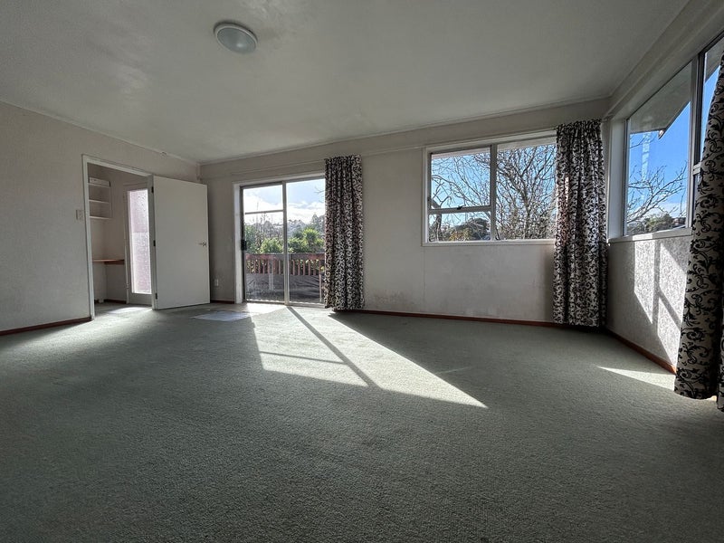 3 Tahu Crescent, Sunnynook, Auckland - Carousel 2