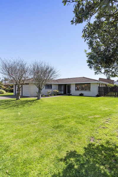 34 Vivian Wilson Drive, Eastern Beach, Auckland - Carousel 25