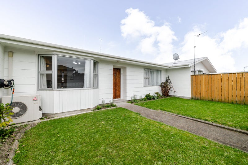 2/175 Park Road, West End, Palmerston North - Carousel 1