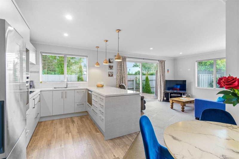 3/407 Main North Road, Redwood, Christchurch - Carousel 2