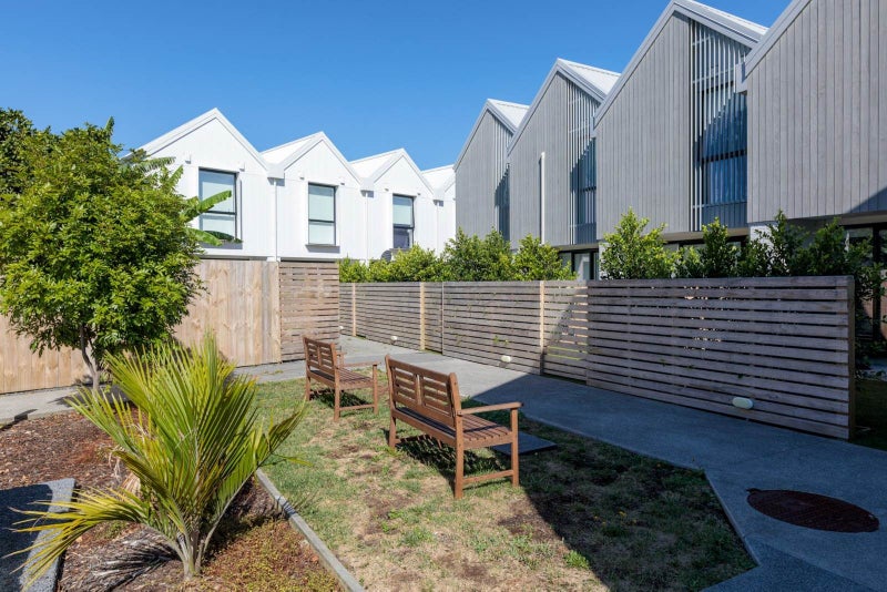 13/39 Pakuranga Road, Pakuranga, Auckland - Carousel 1