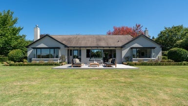 344 Gillespie Place, Taupo - Carousel 1