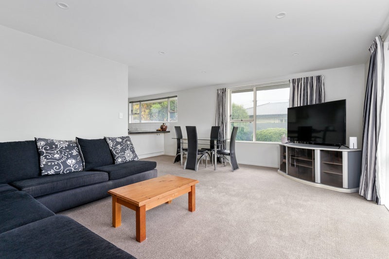 2/18 School Road, Halswell, Christchurch - Carousel 2