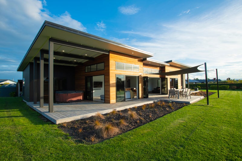 646 Back Ormond Road, Makauri, Gisborne - Carousel 1