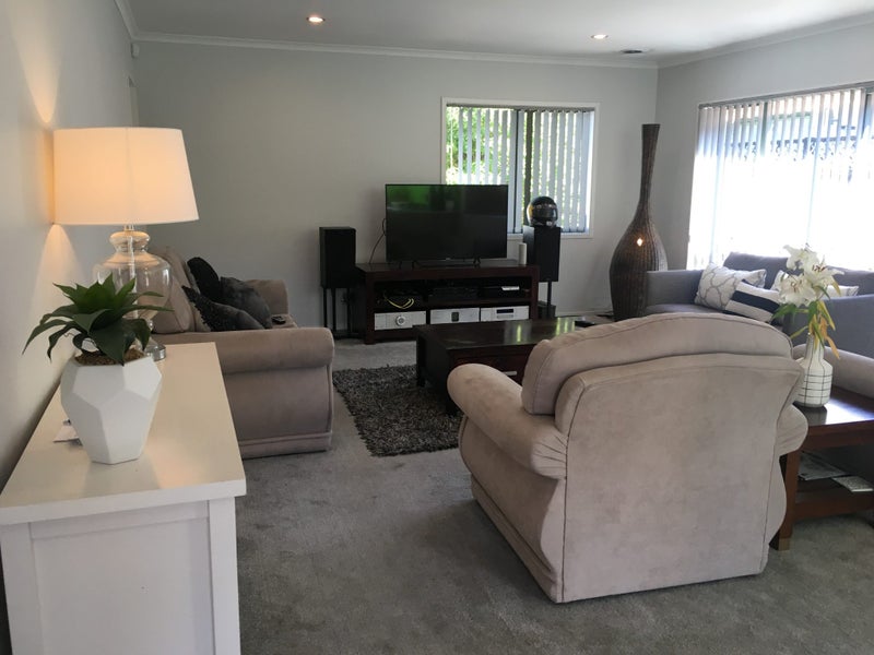66E Moana Avenue, One Tree Hill, Auckland - Carousel 2