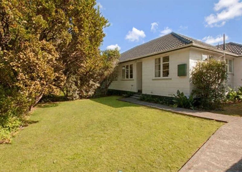 7 Brookside Terrace, Bryndwr, Christchurch - Carousel 9