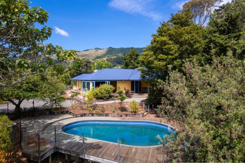 50 Cupola Crescent, Hope, Richmond - Carousel 2