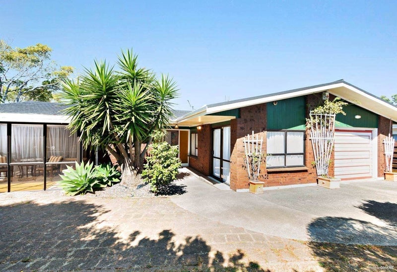 79 Meadway, Sunnyhills, Auckland - Carousel 1