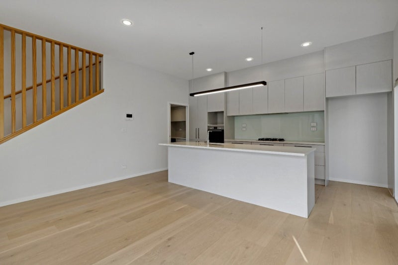 8 Matau Way, Hauraki, Auckland - Carousel 2