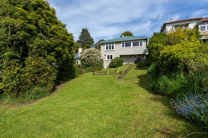 16 Hart Street, Belleknowes, Dunedin - Carousel 18
