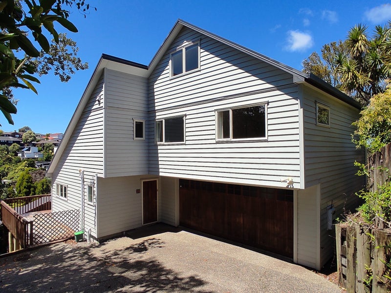 897B East Coast Road, Northcross, Auckland - Carousel 1