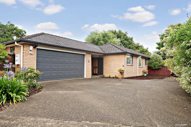 40 Kathleen Reece Place, Waiuku, Waiuku - Carousel 1