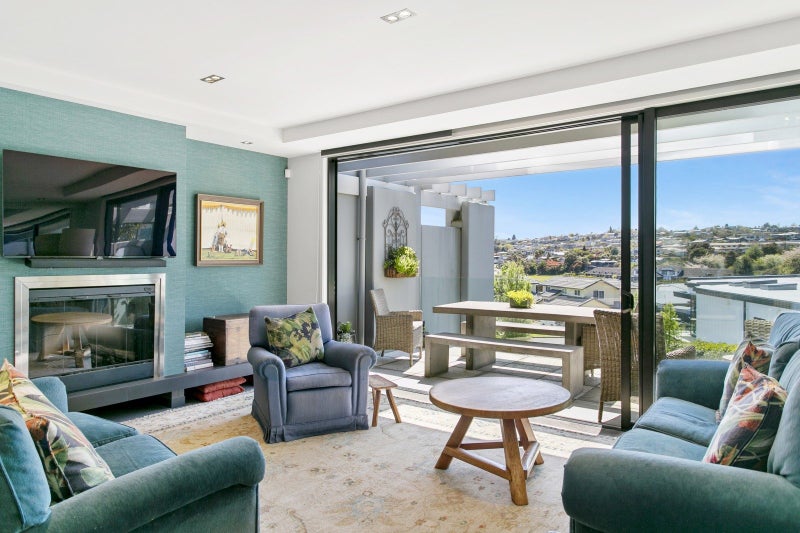 6/5 The Moorings, Two Mile Bay, Taupo - Carousel 1