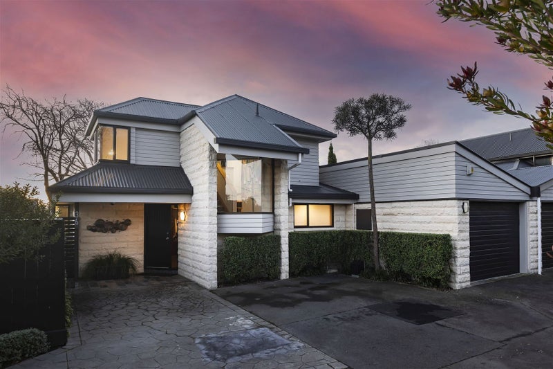 1/36 Browns Road, St Albans, Christchurch - Carousel 1