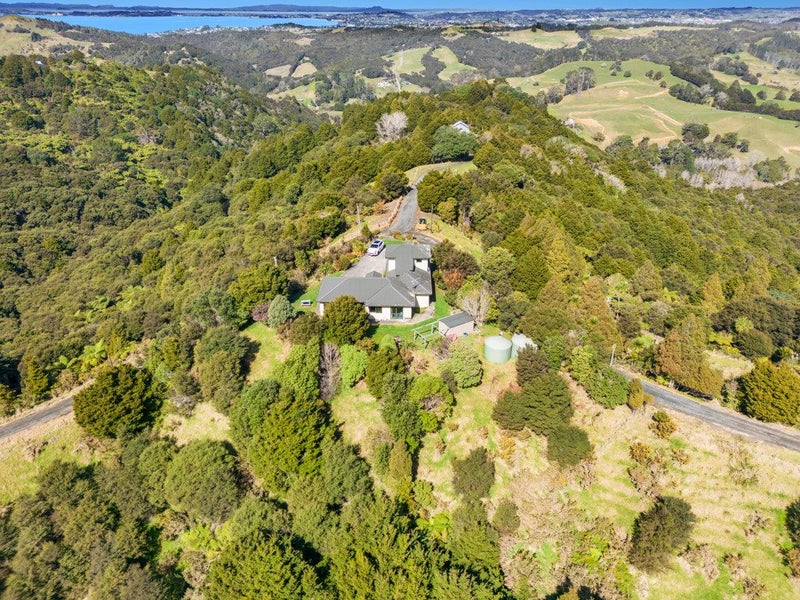 104 Green Hollows Road, Silverdale - Carousel 23