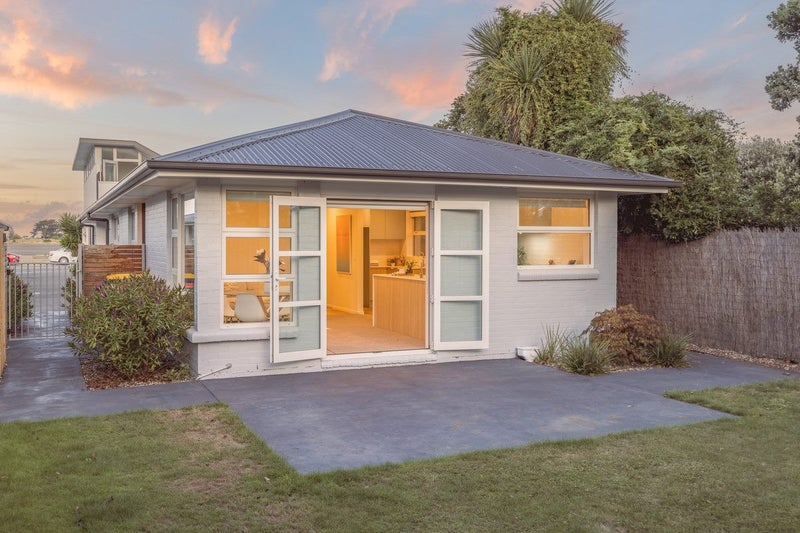 2/45 Beachville Road, Redcliffs, Christchurch - Carousel 2