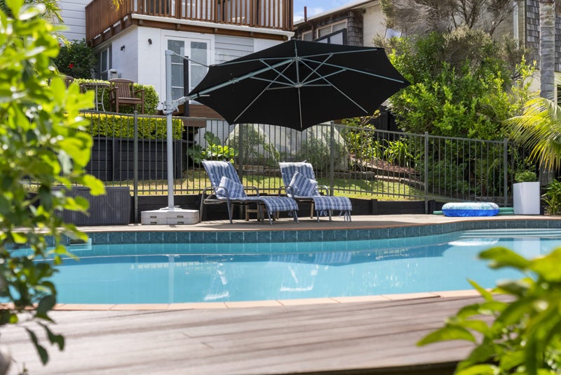 32 Sartors Avenue, Northcross, Auckland - Carousel 2