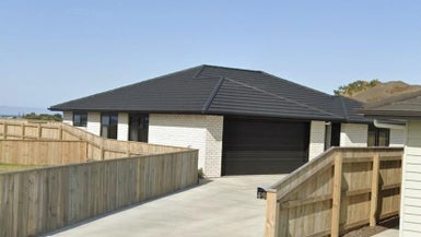 49 Magnolia Crescent, Tawhero, Whanganui - Carousel 1