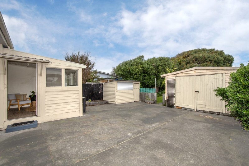 398 Keyes Road, New Brighton, Christchurch - Carousel 2