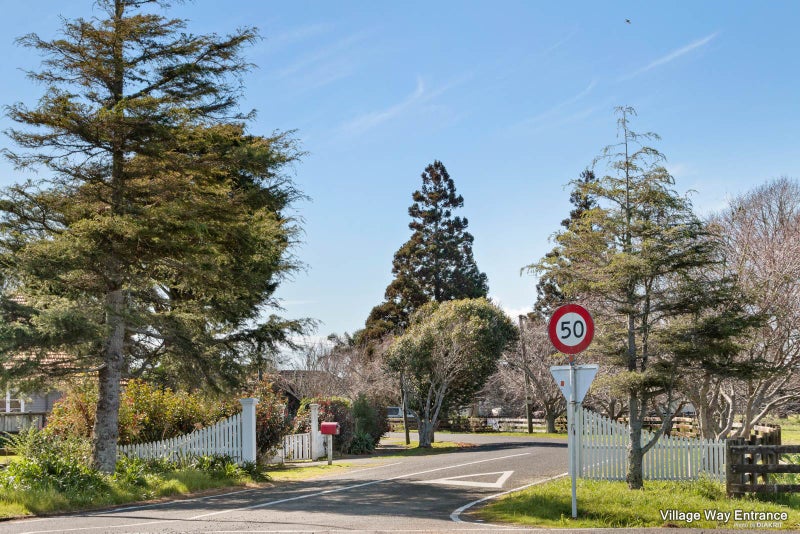 20 Village Way, Ardmore, Papakura - Carousel 1