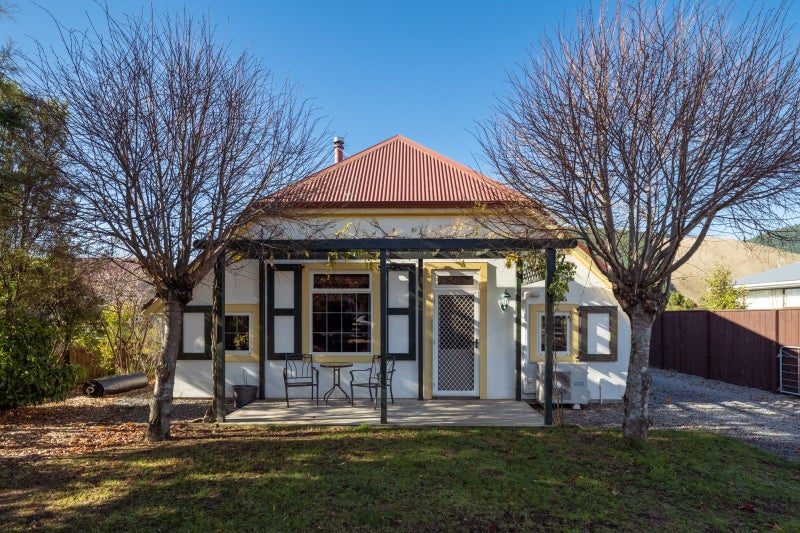 6750 State Highway 6, Rai Valley - Carousel 1