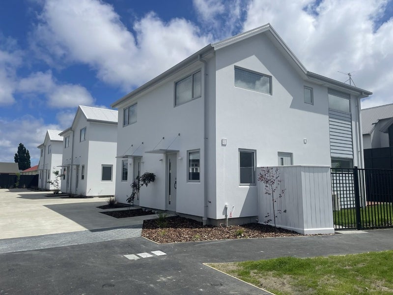 2/111 Osborne Street, Waltham, Christchurch - Carousel 1