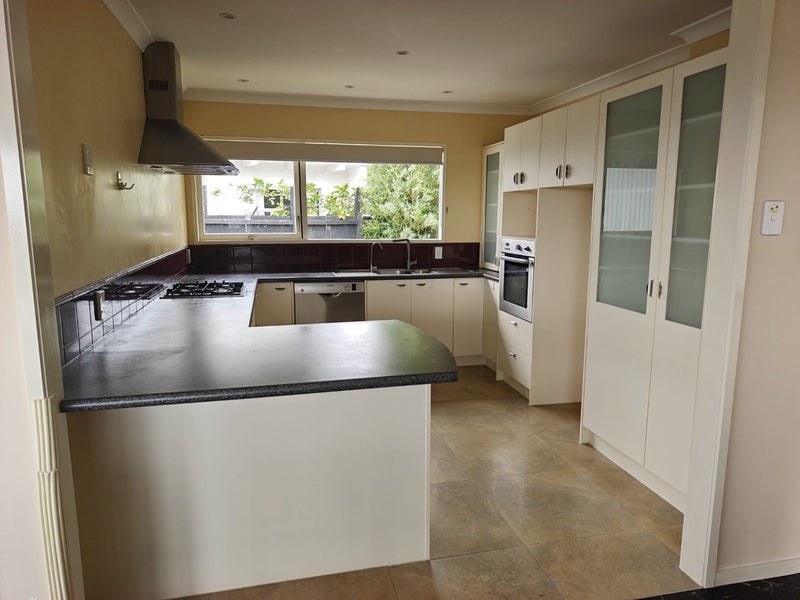 147 Eban Avenue, Hillcrest, Auckland - Carousel 13