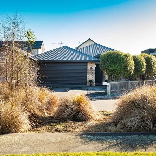4 Annies Lane, Aidanfield, Christchurch - Carousel 2