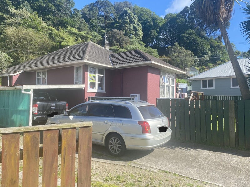 44 Glenpark Avenue, Frankleigh Park, New Plymouth - Carousel 2