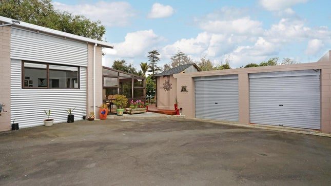 83 Clark Road, Pahurehure, Papakura - Carousel 2